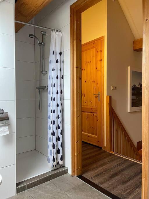 Unieke Houten Villa Met Sauna In Twente - 6P Den Ham Екстер'єр фото